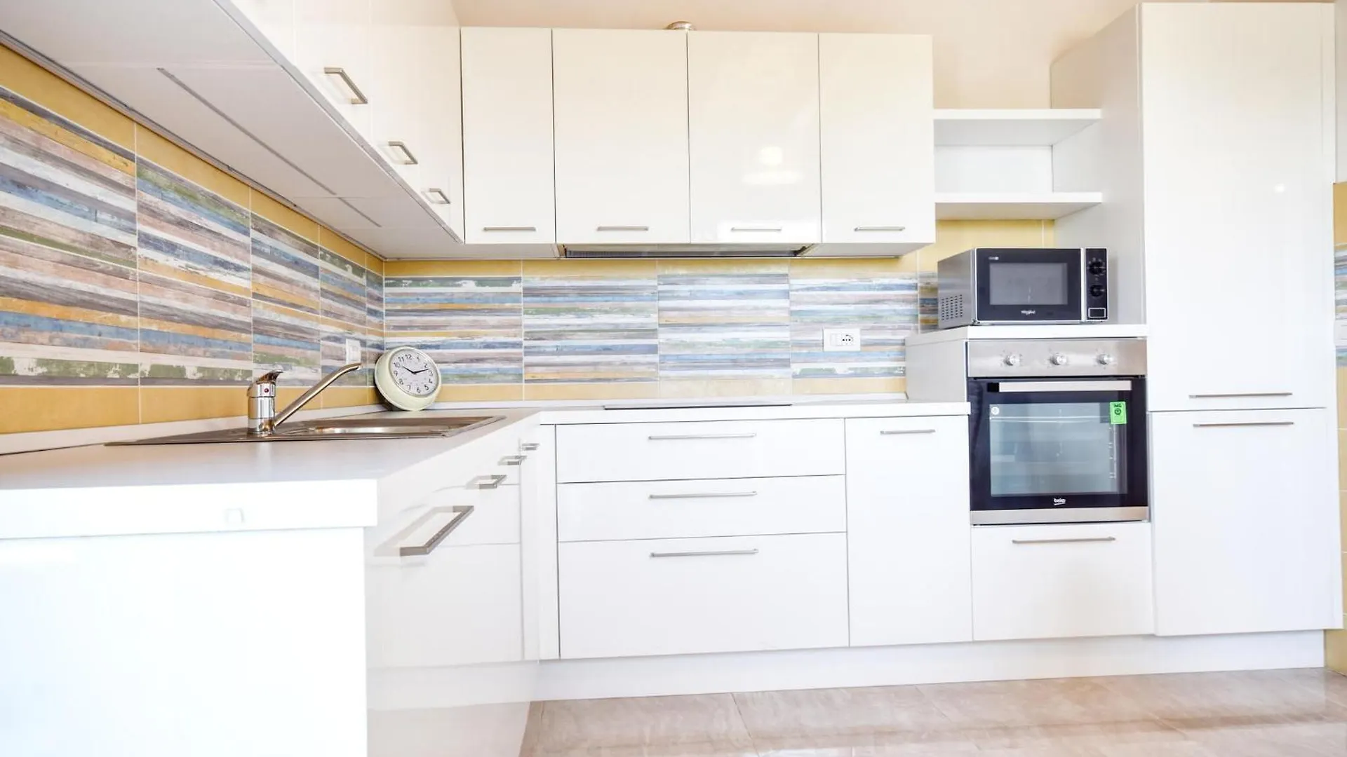Awesome Home In Cogorno With House Sea View